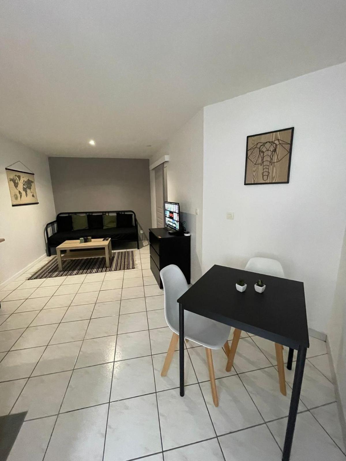 Charmant Studio L'Arnon A Issoudun Dış mekan fotoğraf
